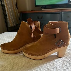 Free people suede Bungalow Clog